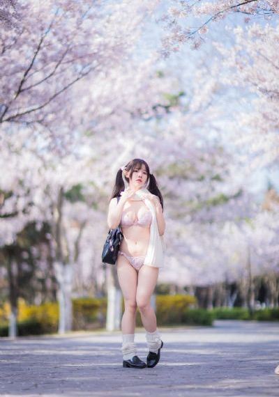 日韩在线国产精品欧美_4K全集免费播放