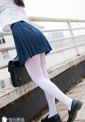 夫妻搞笑对白小视频_720免费播放
