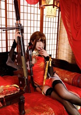 美女裸体无遮挡无内衣正面给我看_高清高清完整版播放